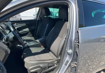 Opel Insignia I Country Tourer 1.6 CDTI Ecotec 136KM 2016 Opel Insignia nawigacja 1.6 Diesel 136KM, zdjęcie 15