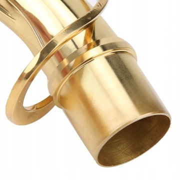 Прочный гриф саксофона.