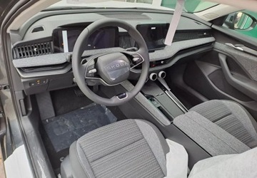 Skoda Superb IV Kombi 2.0 TSI 204KM 2025 Skoda Superb 2.0 TSI 204KM DSG EDITION 130, dostepny od reki 2.0 Benzyna, zdjęcie 4