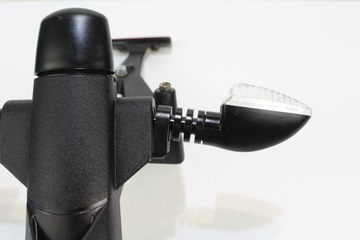 APRILIA TUONO 125 21- МОНТАЖ РАМЫ ПЛАТЫ