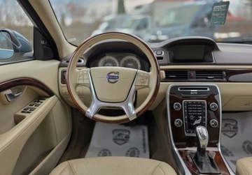 Volvo V70 III Kombi 2.5 T 231KM 2013 Volvo V70 Rezerwacja SUMMUM 2,0T 213KM R5 Kamera 2.5 Benzyna 231KM, zdjęcie 7