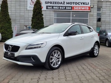 Volvo 2016 Volvo V40 Cross Country V40 Crosss country 2.0 Diesel 120KM