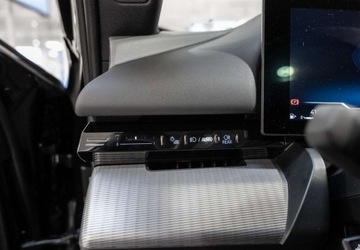 BMW Seria 5 G90-91 2026 BMW Seria 5 520d xDrive, Panorama, M sport, Pakiet Travel, Bowers, 21 cali, zdjęcie 8