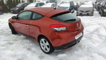 Renault Megane III Coupe 1.6 16v 110KM 2009 Renault Megane Coupe 1.6i 110kM Klima Navi Keyless Xenon Bluetooth Temp. G, zdjęcie 10