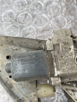 MOTOREK OKNO LEVÝ PŘEDNÍ CRAFTER A0068205442