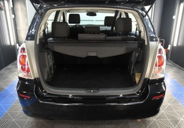 Toyota Corolla Verso E120 1.8 VVT-i 130KM 2007 Toyota Corolla Verso 1.8 benzyna 7 miejsc Klimatronic 1.8 Benzyna 129KM, zdjęcie 7