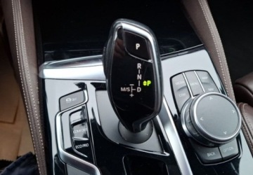 BMW Seria 5 G30-G31 Touring 530d 265KM 2017 BMW Seria 5 530d Luxury Line aut 3.0 Diesel 265KM, zdjęcie 26