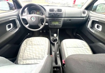 Skoda Fabia II Hatchback 1.2 i HTP 12V 70KM 2009 Skoda Fabia Zapraszamy na ogledziny i jazde probna. Gorzow Wlkp. 1.2, zdjęcie 1