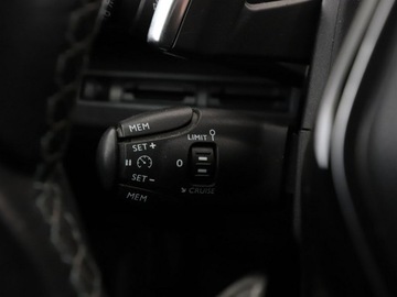 Peugeot 5008 II Crossover 1.5 BlueHDI 130KM 2018 Peugeot 5008 7os. Automat Virtual Navi Kamera, zdjęcie 39