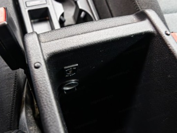 Volkswagen Tiguan I 2009 VOLKSWAGEN Tiguan 2.0 TDI Style Suv 140KM 2009, zdjęcie 17