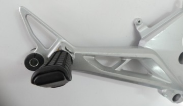 ПОДНОЖКА ПРАВАЯ HONDA CBF GLR CB 125 F