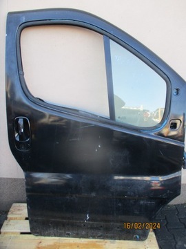 DRZWI PRZEDNIE PRAWE PRZÓD PRZEDNIE TRAFIC II VIVARO A PRIMASTAR
