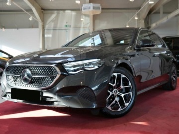 Mercedes Klasa E W214 Sedan 2.0 220d 197KM 2025 E Klasa 220 d Avantgarde 2.0 (197KM) 2025, zdjęcie 1