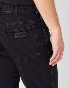 WRANGLER TEXAS SLIM ЧЕРНЫЙ CROW W12SHP363 31/34