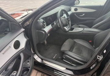 Mercedes Klasa E W213 Limuzyna Facelifting 2.0 E220d 194KM 2021 Mercedes-Benz Klasa E 2.0Cdi AMG Full Led 57.000 km 2.0 Diesel 194KM, zdjęcie 11