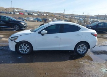 Toyota Yaris III 2018 Toyota Yaris IA, od ubezpieczalni 1.5 Benzyna 106KM, zdjęcie 5