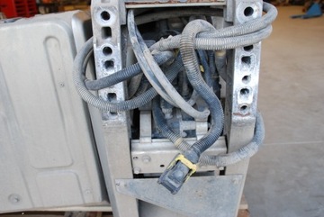 VOLVO FH4 E5 AD СИНИЙ БАК, НАСОС В КОМПЛЕКТЕ