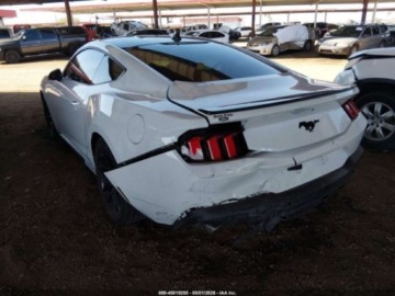 Ford Mustang VI 2024 Ford Mustang FORD MUSTANG ECOBOOST FASTBACK 2.3 Benzyna 315KM, zdjęcie 4