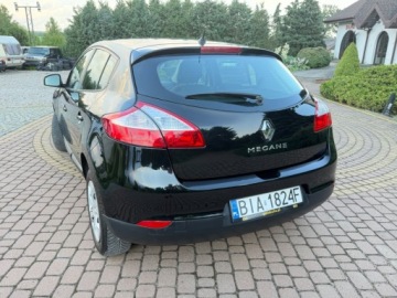 Renault Megane III Hatchback 1.6 16v 100KM 2011 Renault Megane 1.6 16V 101 KM 1 wlasciciel Serwisowany Gotowy do jazdy, zdjęcie 22
