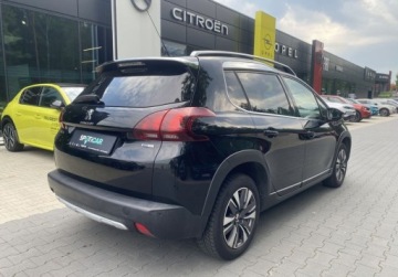 Peugeot 2008 I SUV Facelifting 1.2 PureTech 110KM 2017 Peugeot 2008 peugeot 2008 1.2 Allure SS EAT6 1.2 Benzyna 110KM, zdjęcie 5