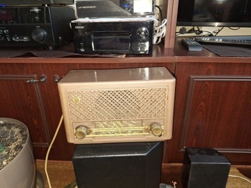 Ламповый радиоприемник PHILIPS PHILETTA 51