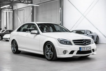 Mercedes Klasa C W204 Limuzyna AMG 63 AMG 457KM 2009 Mercedes C 63 AMG Stan Idealny. Bezwypadkowy. ASO., zdjęcie 5