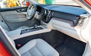 Volvo XC60 II 2022 Volvo XC 60 Volvo XC60 II 2.0 B5 AWD 250KM 2.0 Benzyna 250KM, zdjęcie 11