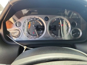 Aston Martin V8 Vantage III 2012 Aston Martin V8 Vantage S 2012 4.7 Benzyna 430KM, zdjęcie 9