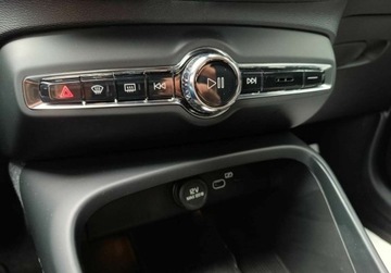 Volvo XC40 2023 Volvo XC 40 2.0 B3 MILD HYBRID Automat PlusDark SalonPL SerwisASO FV23 Gwa, zdjęcie 22