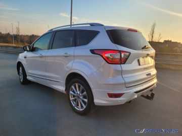 Ford Kuga II SUV Facelifting 2.0 TDCi 150KM 2017 Ford Kuga 2.0TDCi VIGNALE Piekna Bezwypadkowa 2.0 Diesel 150KM, zdjęcie 2