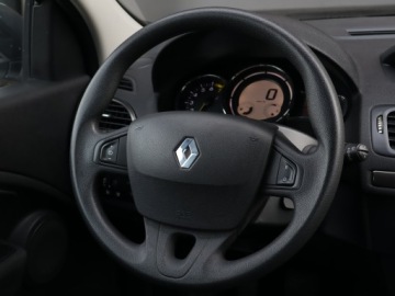 Renault Megane III Grandtour Facelifting 2013 1.2 Energy TCe 115KM 2016 Renault Megane 1.2 TCe, Klima, Tempomat,ALU, zdjęcie 18