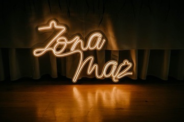 Neon napis led NAJLEPSZE DOPIERO PRZED NAMI ślub
