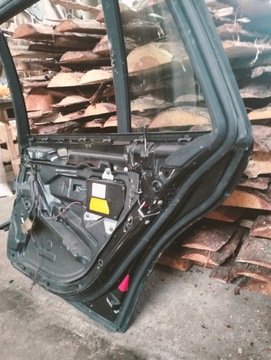 BMW E39 ТУРИНГ ДВЕРЬ СПРАВА ЗАДНЯЯ
