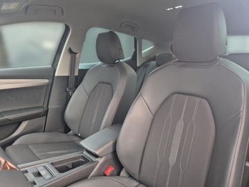 Cupra Formentor Crossover 1.5 TSI 150KM 2023 Cupra Formentor 1.5 TSI / 150 KM DSG wyprzedaż roc, zdjęcie 9