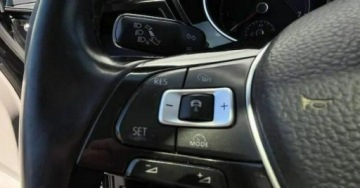 Volkswagen Touran III 1.8 TSI 180KM 2016 Volkswagen Touran Automat Panorama Parktronic Kamera Navi 7Osobowy L, zdjęcie 23