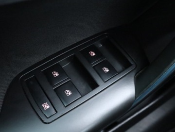 Opel Insignia I Sports Tourer 2.0 CDTI ECOTEC 160KM 2011 Opel Insignia 2.0 CDTI, Navi, Klima, Klimatronic, zdjęcie 14