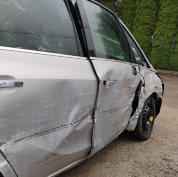 Opel Zafira C Tourer 2.0 CDTI ECOTEC 130KM 2012 Opel Zafira 2012r, 2.0 CDTI. Uszkodzony boki. 2.0 Diesel 130KM, zdjęcie 23