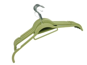 НАБОР ИЗ 10 ВЕЛЮРОВЫХ ВЕШАЛОК ДЛЯ БЕЖЕВОГО ШКАФА