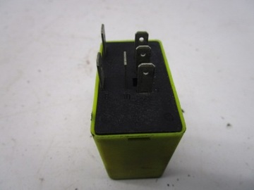 CORSA C RELÉ SMĚROVKA 09134880