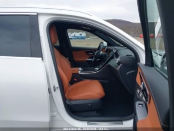 Mercedes GLC C254/X254 2023 Mercedes-Benz GLC 2023r., 4x4, 2.0L 2.0 Benzyna 255KM, zdjęcie 8
