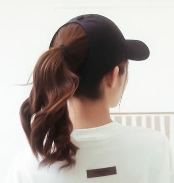 Женская бейсболка