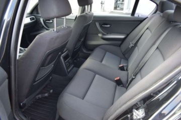 BMW Seria 3 E90-91-92-93 Limuzyna E90 320i 170KM 2008 BMW Seria 3 320I E90 2008 rok, Gwarancja w cenie. 2.0 Benzyna 170KM, zdjęcie 17