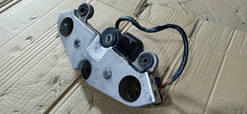 КРЕПЛЕНИЕ ВЕРХНЕЙ ПОЛКИ ПОДВЕСКИ SUZUKI GS 500