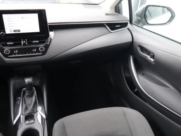 Toyota Corolla XII Sedan 1.8 Hybrid 122KM 2022 Toyota Corolla 1.8 Hybrid, Salon Polska, zdjęcie 7