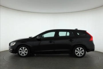 Volvo V60 I Kombi Facelifting 2.0 D3 136KM 2014 Volvo V60 D3 2.0, Serwis ASO, Navi, Klima, zdjęcie 2