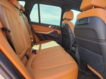 BMW X5 G05 2022 BMW X5 XDrive45E 2022 3.0 Hybryda Plug-in 389KM, zdjęcie 10