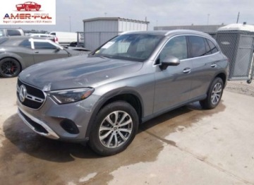 Mercedes GLC C254/X254 2023 Mercedes-Benz GLC 300 4Matic 2023 2.0 Benzyna 255KM