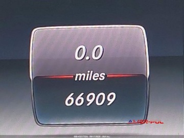 Mercedes GLC C253 2017 Mercedes-Benz GLC 2017 r., 2,0L 300 COUPE 4MATIC 2.0 Benzyna 241KM, zdjęcie 7