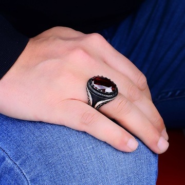 Ruby Luxurious Silver Men's Ring - Elegant Fashion Accessory 925K