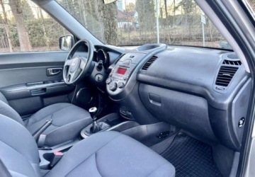 Kia Soul I Crossover 1.6 CRDI VGT 128KM 2011 Kia Soul Kia Soul 1.6 CRDI L 1.6 Diesel 128KM, zdjęcie 39